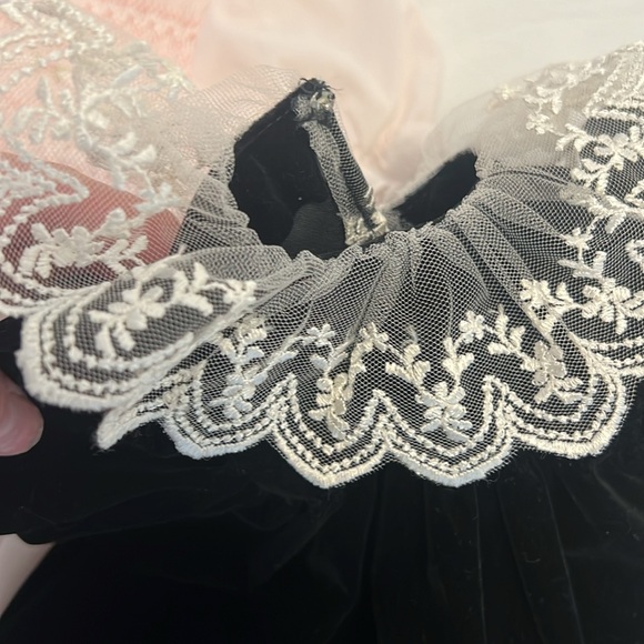 Bundle of dresses - Picture 10 of 11